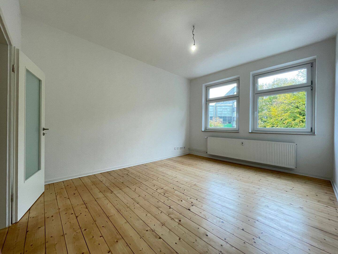 *Tageslichtbad*Erstbezug nach Kernsanierung*Altbau*Gemeinschaftsgarten* – Essen – Vorschaubild 4