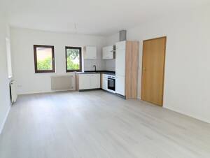 Erstbezug - Kernsanierte 2-Zimmer-Wohnung mit Balkon in der Altstadt von Wächtersbach – 63607 Wächtersbach – Vorschaubild 3