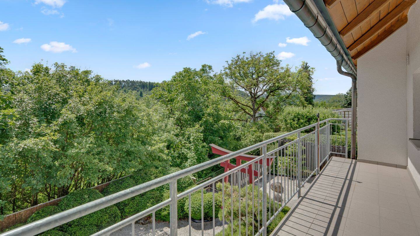 Panoramatraum! Modernisiertes ZFH mit ELW in ruhiger Lage in Untersteinach (Kulmbach) – Untersteinach – Vorschaubild 4