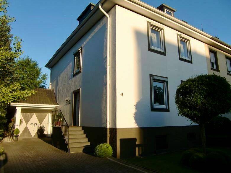 Gepflegtes Reihenendhaus im Soester Westen mit Garten und Terrasse auf einem 419 m² Grundstück – Soest – Bild 1 von 8