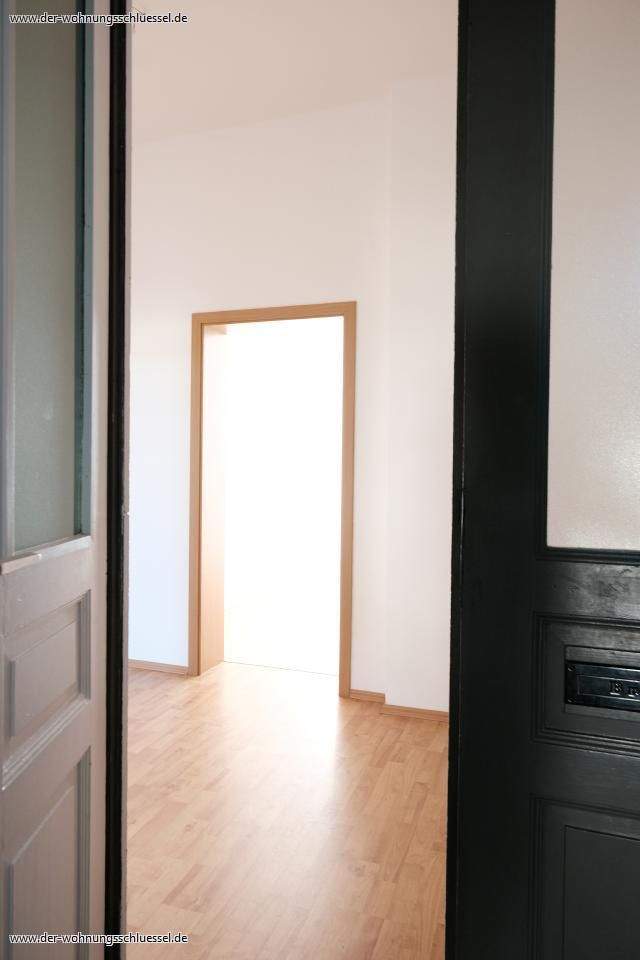 SCHÖNE 3-RAUMWOHNUNG MIT BALKON IN RUHIGER SEITENLAGE! – Chemnitz – Vorschaubild 7