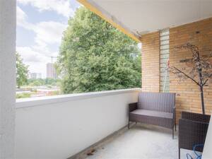 Frisch sanierte 2-Zimmer-Wohnung mit neuer Einbauküche, Balkon und Stellplatz in Wolfsburg-Detmerode – 38444 Wolfsburg – Vorschaubild 3