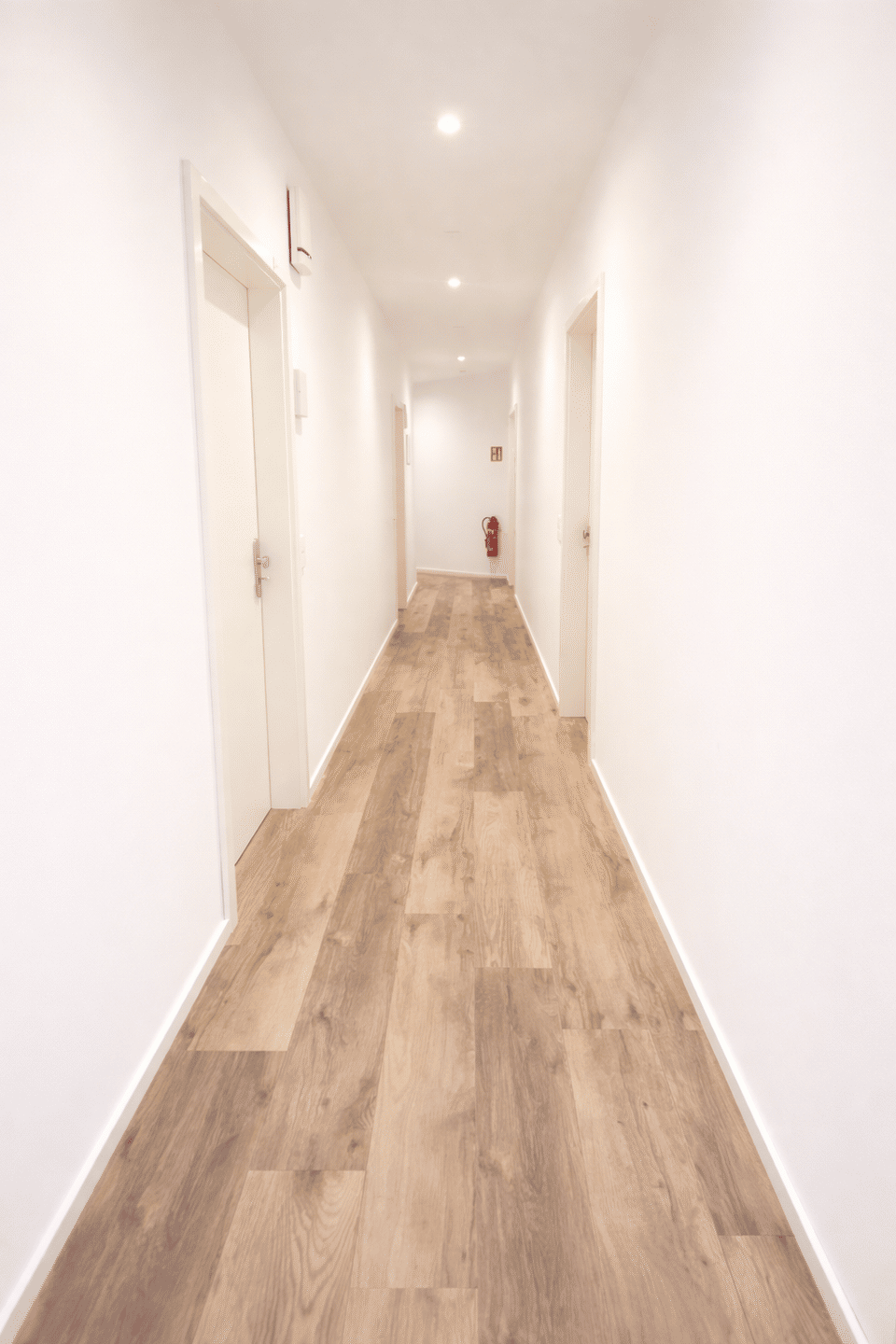 Mitten in STUTTGART ! Wunderschöne vollmöbilierte Studioapartments 3.6 ab 01.05.2026 – Stuttgart – Vorschaubild 7