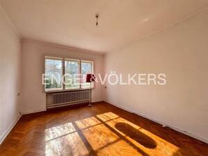 Attraktives 3-Familienhaus - solides Investment mit Entwicklungspotenzial – 28211 Bremen – Vorschaubild 2