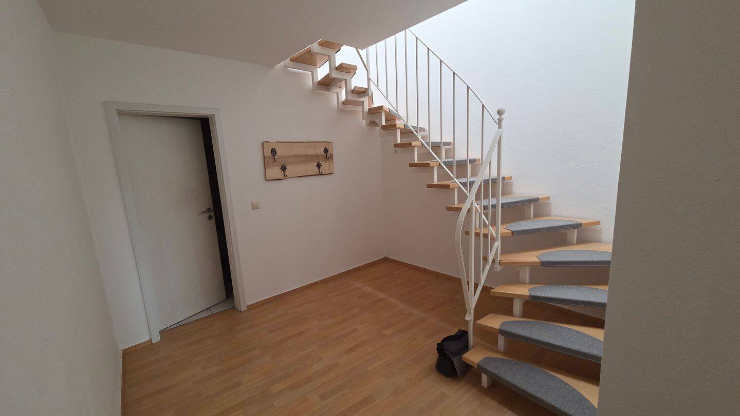 Attraktives Wohn- und Geschäftshaus mit Garagen im Zentrum von Oschatz – Oschatz – Vorschaubild 6