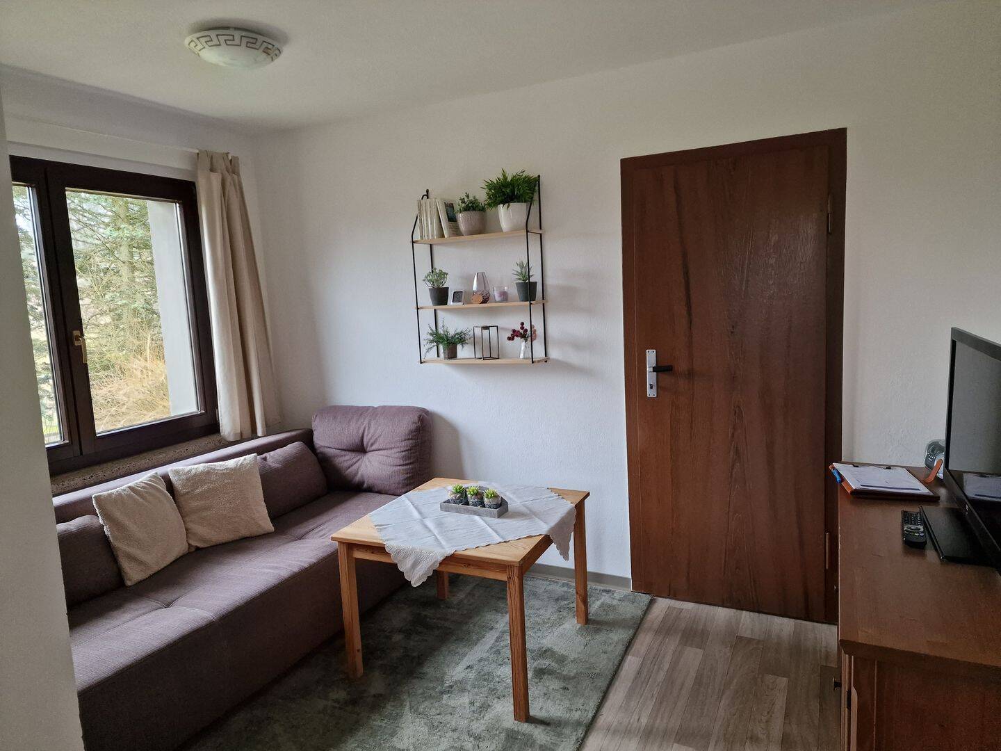 Attraktives Baugrundstück mit zwei Häusern und einem Bungalow in Markneukirchen. – Markneukirchen – Vorschaubild 9