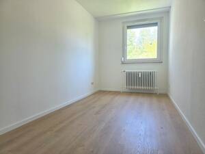 Leerstehende, energetisch sanierte 4 Zimmerwohnung – 81737 München – Vorschaubild 4