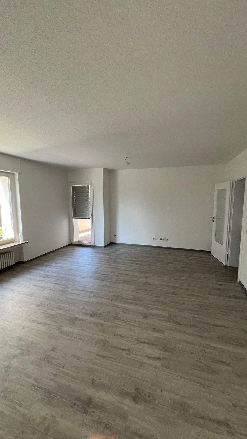 Moderne 4-Zimmer-Wohnung mit Balkon in Fürth, Oberfürberg – Fürth – Vorschaubild 7