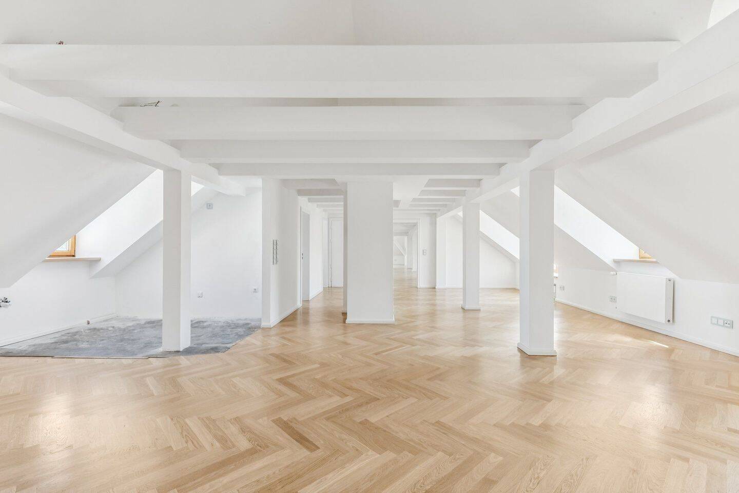 Lichtdurchflutetes Dachgeschossjuwel im Herzen der Maxvorstadt – München – Vorschaubild 5