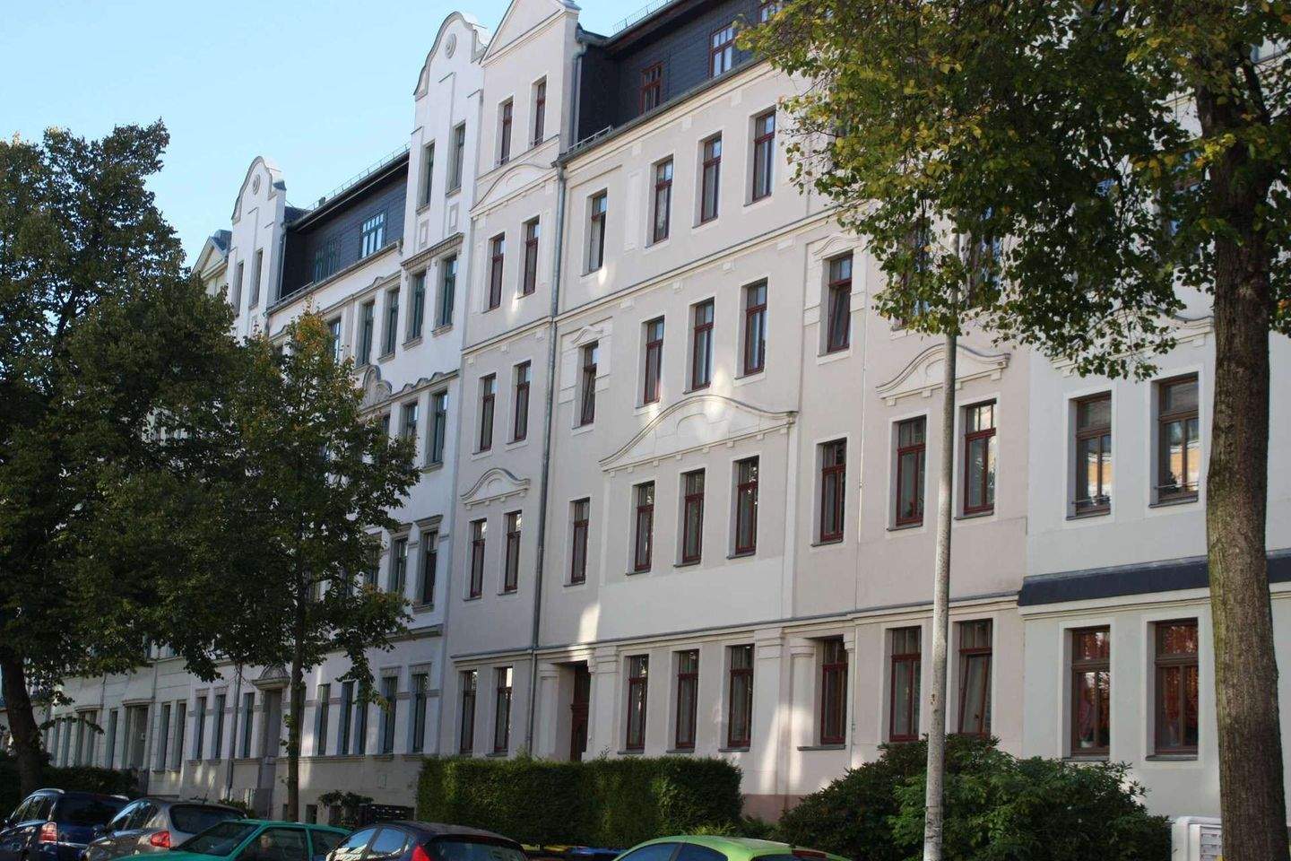Kapitalanlage: Vermietete Wohnung mit Terrasse, Gartenanteil und Pkw-Stellplatz – Chemnitz – Vorschaubild 4