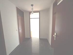 Für junge Paare ideal ist diese Wohnung mit Balkon und Einbauküche ! – 45889 Gelsenkirchen – Vorschaubild 2