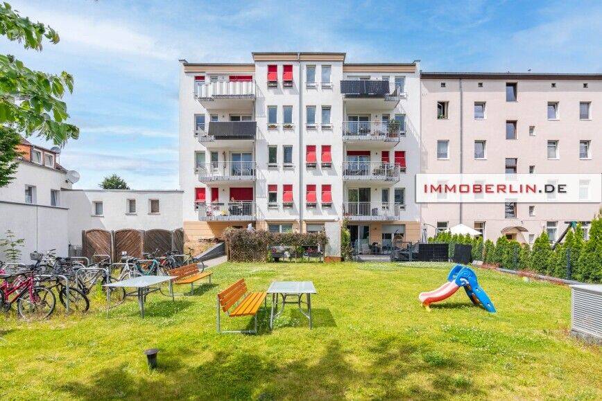 IMMOBERLIN.DE - Moderne familienfreundliche Wohnung mit ruhigem Südbalkon & Tiefgaragenplatz – Berlin – Vorschaubild 2