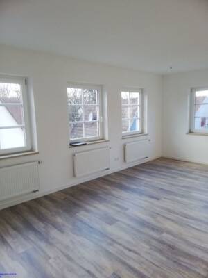 *** 2 ZIMMER MIT EBK IM HERZEN VON FEUCHTWANGEN*** – 91555 Feuchtwangen – Vorschaubild 2