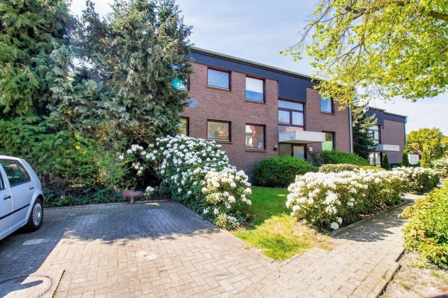 Schöne 3-Zimmer-83 m²-Erdgeschosswohnung in zentraler Lage von Oldenburg mit Hochterrasse – Oldenburg – Vorschaubild 2