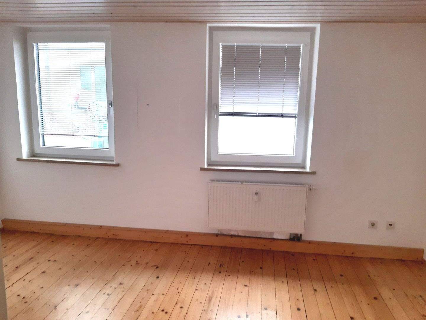 Große renovierte 2ZKB-Wohnung mit neuer EBK in der Altstadt – Ingolstadt – Vorschaubild 4