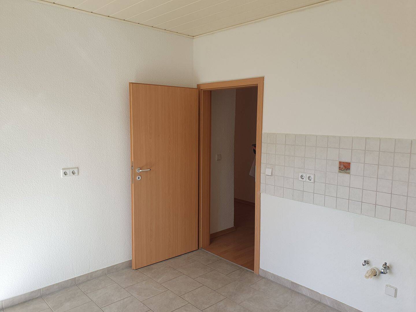 2-Raumwohnung in unmittelbarer Zentrums-/Universitätsnähe in Magdeburg zu vermieten – Magdeburg – Vorschaubild 8