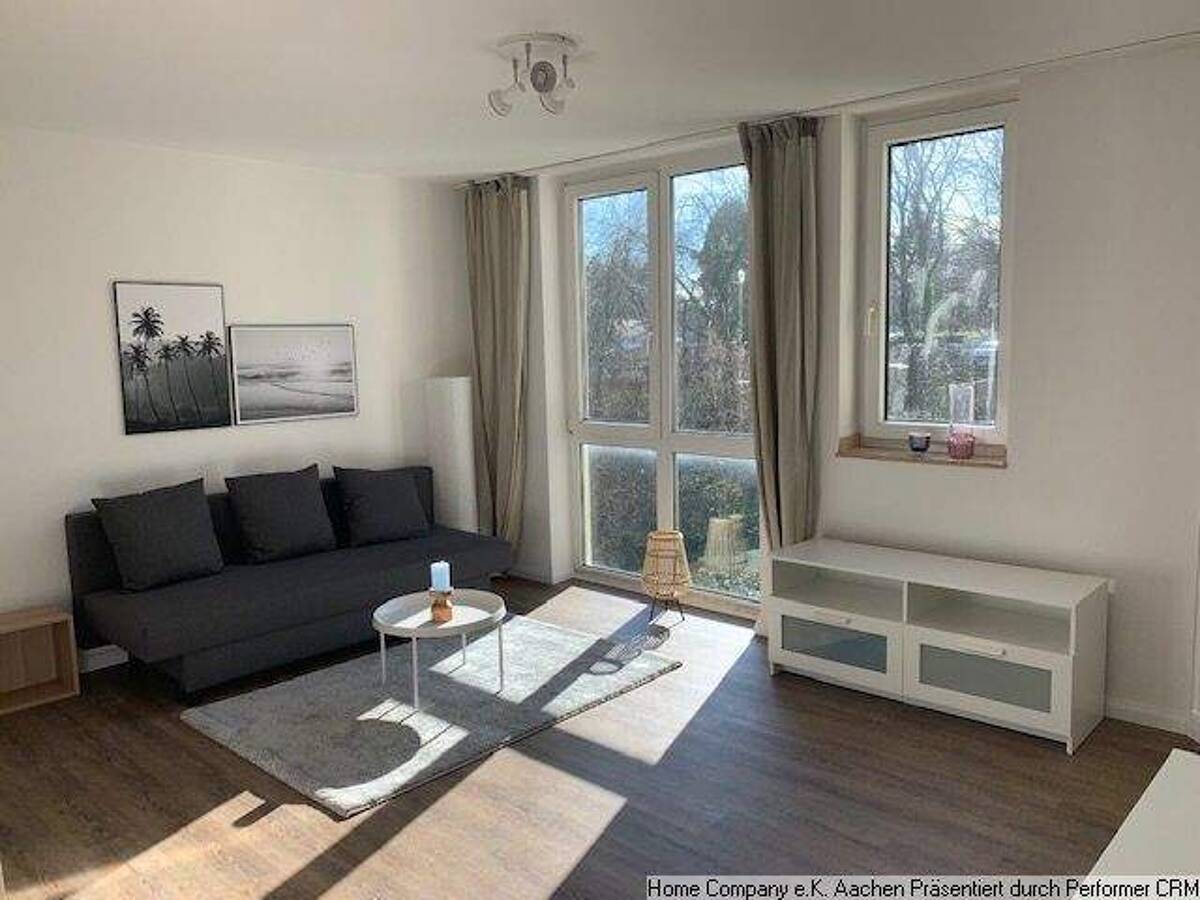 Aachen-Stadtpark: Moderne u. schick möbl. 2-Zi-Whng . – 52070 Aachen – Bild 1 von 8