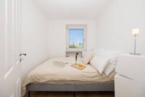Sofort einziehen & wohlfühlen: Sanierte 1,5-Zimmer-Wohnung mit Balkon in Bogenhausen – 81927 München – Vorschaubild 5