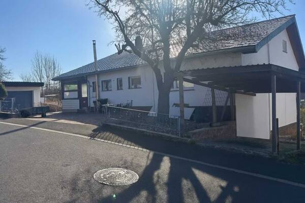 Mehrfamilienhaus in 34576 Homberg (Efze) mit 240 m² kaufen