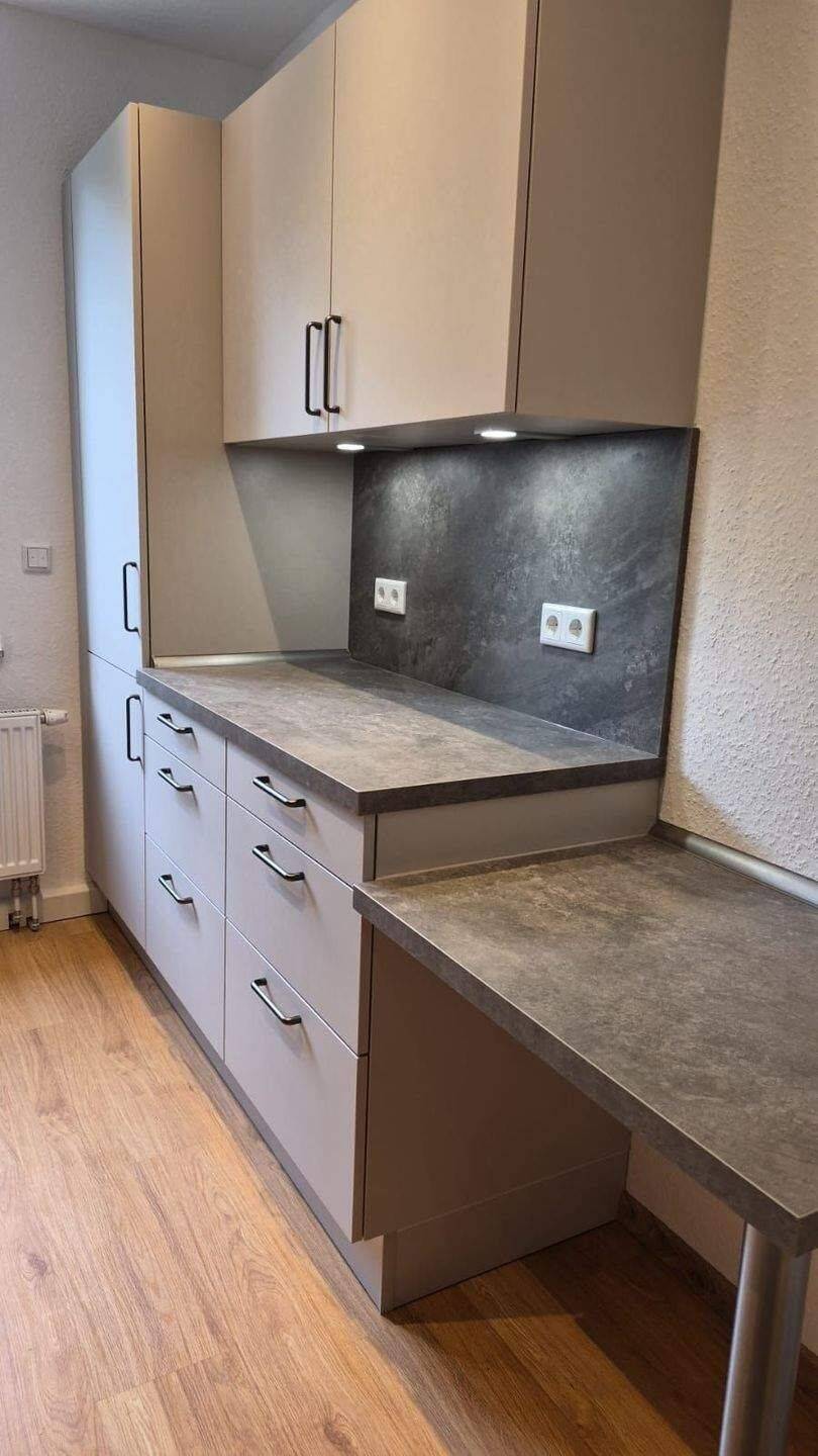 frisch renovierte 3 Zimmer Wohnung mit zusätzlichem Arbeitszimmer – Nürnberg – Vorschaubild 2