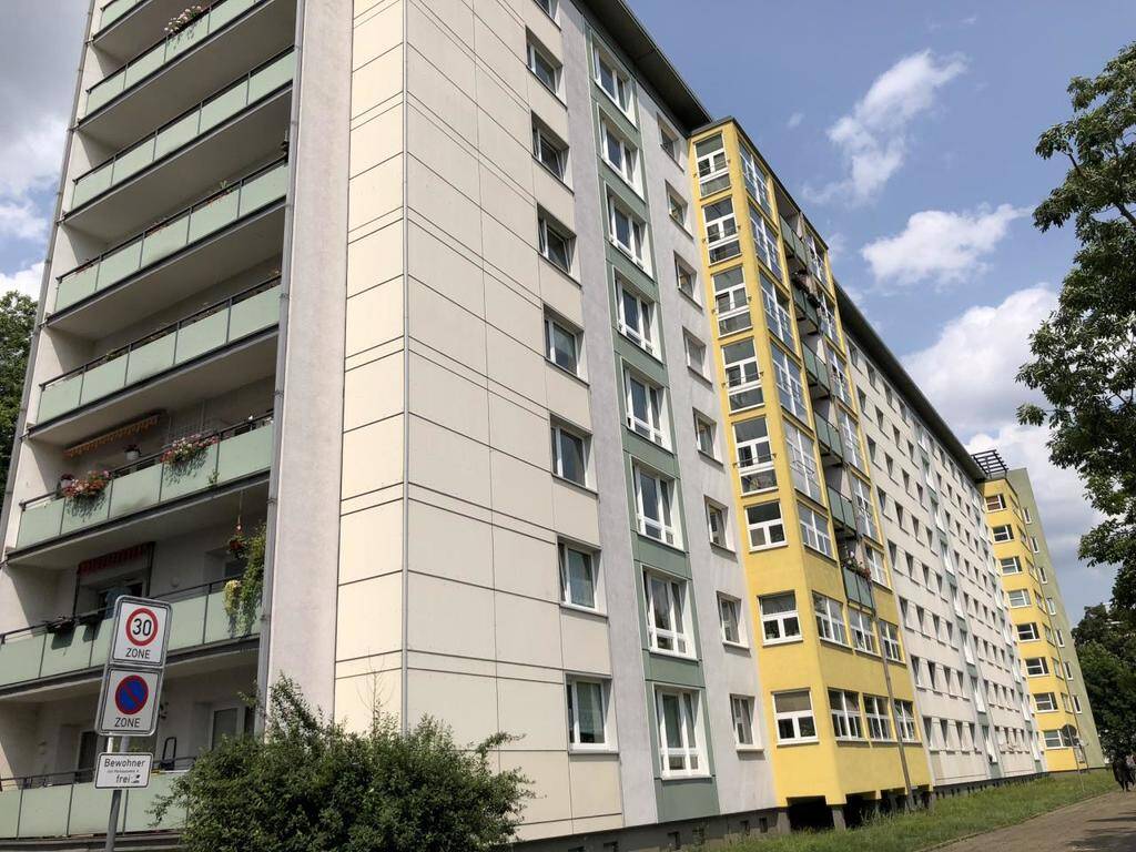 Lichterhellte 3-Raum-Wohnung mit Wintergarten – Chemnitz – Vorschaubild 4