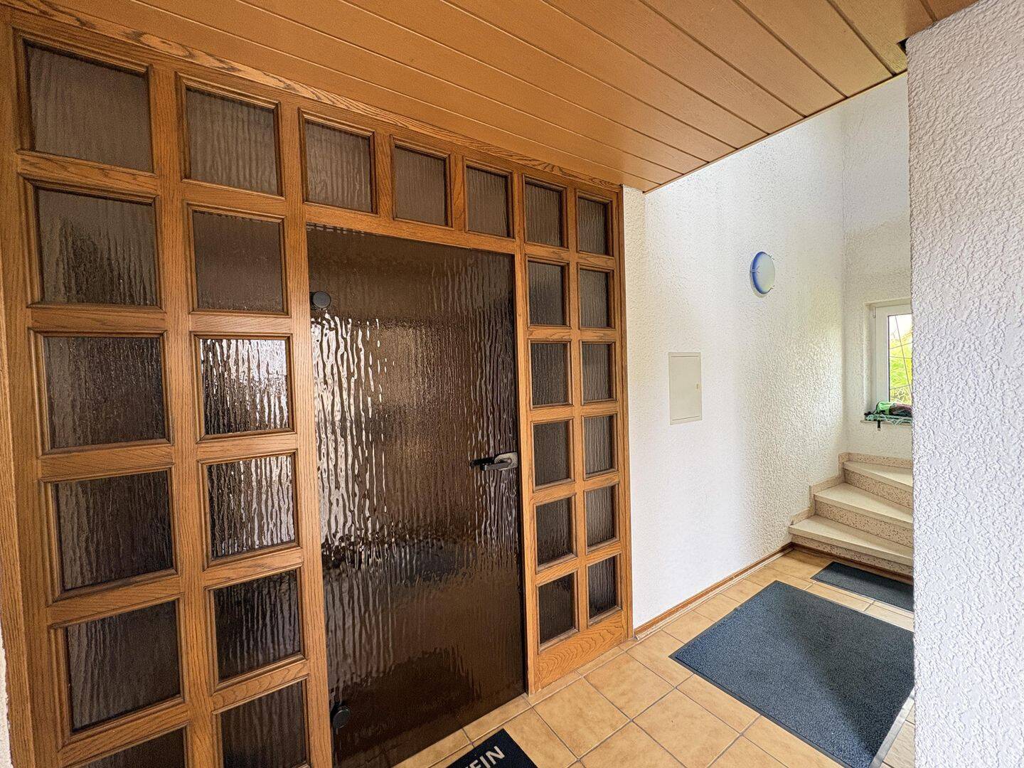 Gemütliches Zweifamilienhaus mit Garten und Doppelgarage! – Reinsfeld – Vorschaubild 3