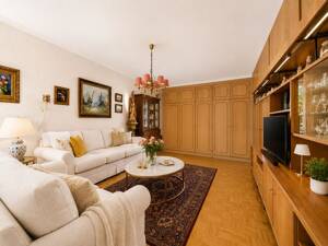 4-Zimmer-Wohnung mit Balkon und Modernisierungspotenzial - ideal für Eigennutzer & Kapitalanleger – 81245 München – Vorschaubild 3