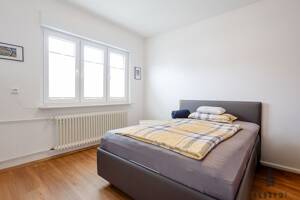 Hochwertig kernsaniertes Zweifamilienhaus für alle unter einem Dach oder als lukrative Kapitalanlage – 65934 Frankfurt am Main – Vorschaubild 9