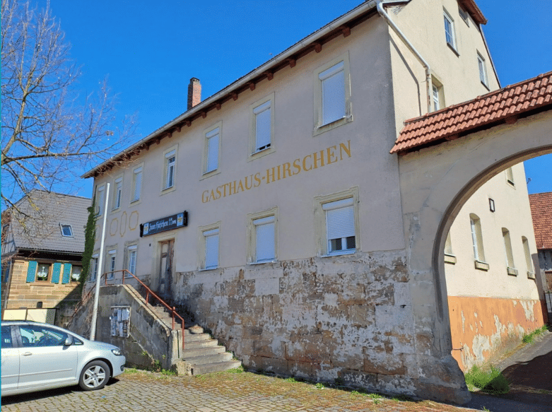 Historischer Gasthof mit Baulandreserve