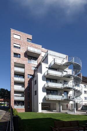 Zentrale 3 Zi. Innenstadtwohnung - Wohnen zwischen HafenCity & Hauptbahnhof, ca. 85m², 1.690 € Kalt – 20097 Hamburg – Vorschaubild 3