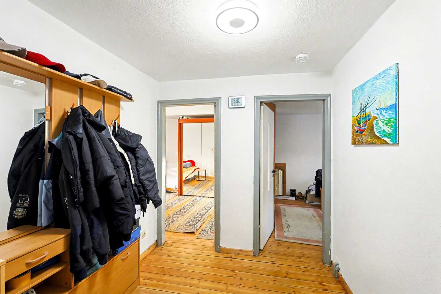 Ankommen & Aufatmen: Helle 2-Zimmer mit Balkon, separater Wohnküche & Dielenboden – Hamburg – Vorschaubild 2