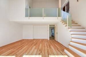 +++ frisch renoviert - DG-Maisonette-Galerie - Fußboden-Heizung - 2 Bäder - Balkon mit Fernblick - inklusive Einbaukü... – 70439 Stuttgart – Vorschaubild 5