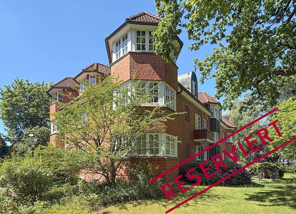 Zentral in Groß Flottbek: 3-Zimmer-Erdgeschosswohnung mit Terrasse und Balkon