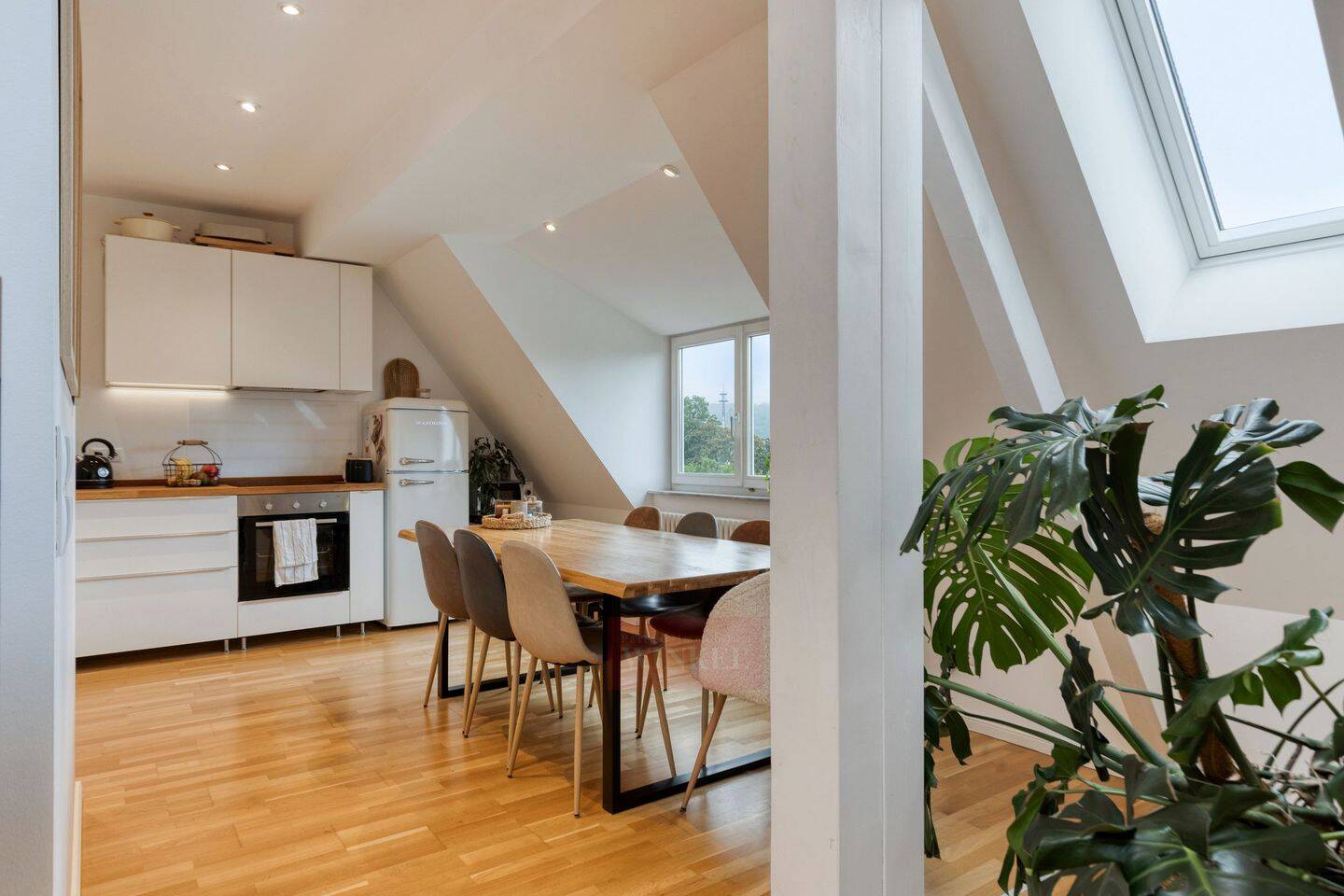 Architektonisches Loft mit Terrasse über den Dächern der Bonner Südstadt – Bonn – Vorschaubild 4