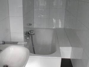Großzügige Wohnung mit ausgebauten Kellerräumen und Terrasse in Reinshagen – 42857 Remscheid – Vorschaubild 8