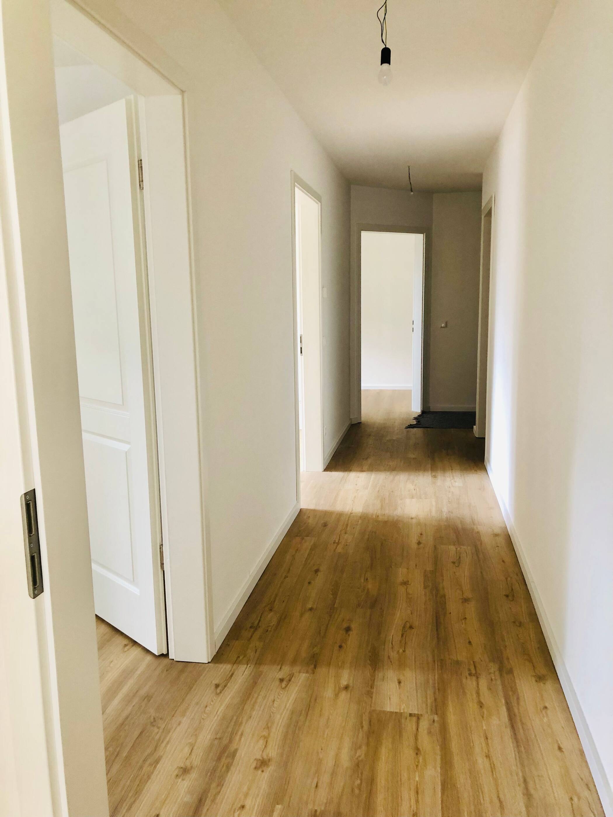 VON PRIVAT: Repräsentative und energieeffiziente 4-Zimmer-Neubau-Wohnung im Alstertal zu vermieten – Hamburg – Vorschaubild 8