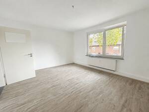 Helle 2-Zimmer-Wohnung mit Tageslichtbad in ruhiger Lage von Oberhausen
