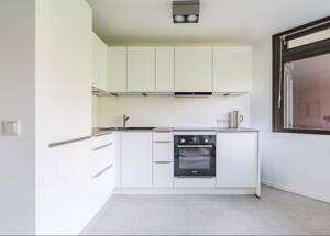 Sanierte City-Wohnung im Herzen von Charlottenburg nahe Savignyplatz / Steinplatz – mit separatem Tiefgaragenstellplatz bei Bedarf – 10623 Berlin – Vorschaubild 5