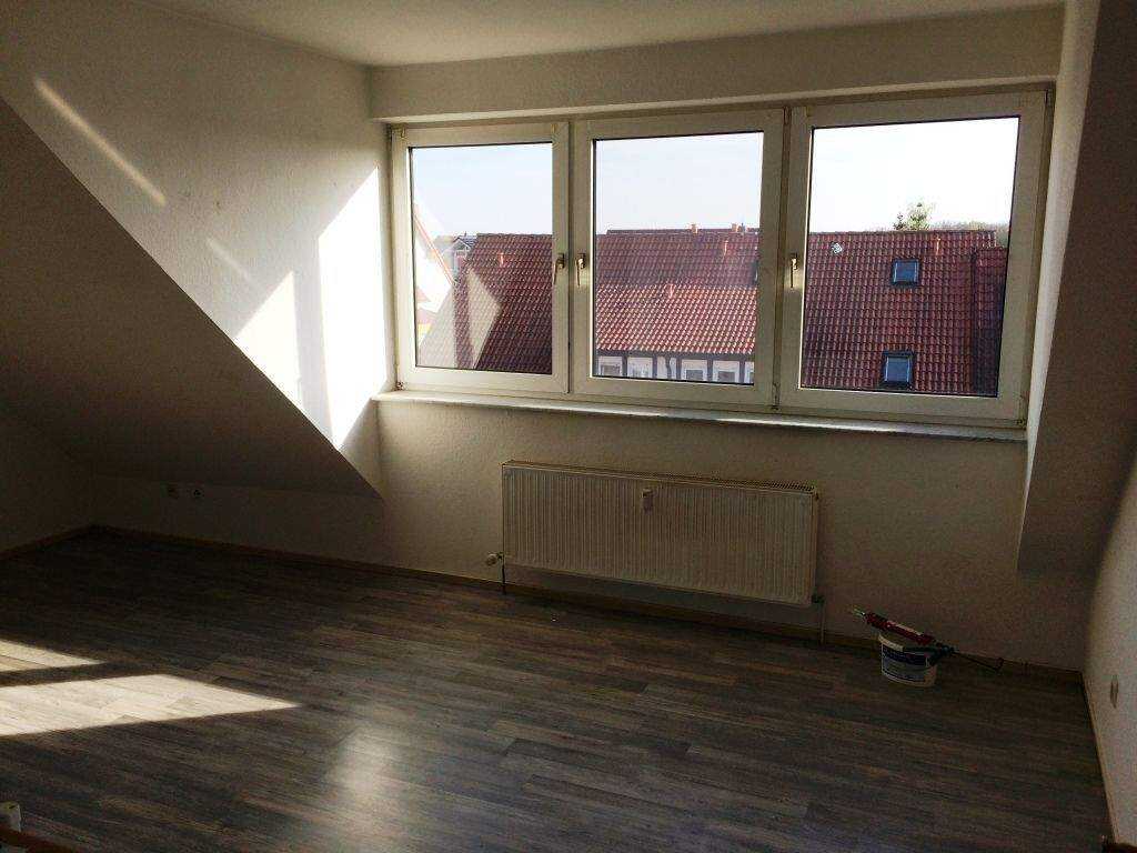 1 Zi Apartement mit Bad im DG Ap 31 – Jena – Vorschaubild 4