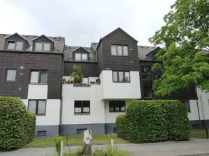 Schöne 2-Zimmerwohnung mit Sonnenterrasse und herrlichem Ausblick in den großen parkähnlichen Garten – 12247 Berlin – Vorschaubild 3