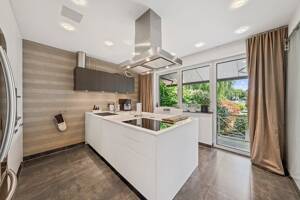 Exklusive Villa in traumhafter Wasserlage - Stilvolles Wohnen mit privatem Bootssteg und luxuriösem Spa-Bereich – 12527 Berlin – Vorschaubild 9
