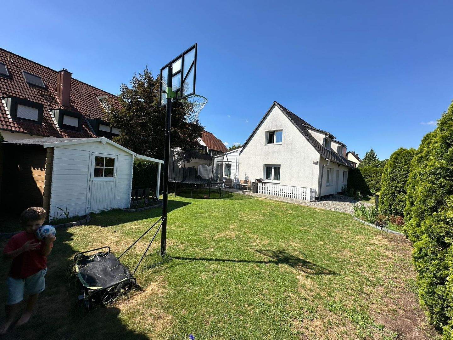 Provisionsfrei-Großzügiges, komplett saniertes Einfamilienhaus im Süden von Nürnberg – ideal für Familien – Nürnberg – Vorschaubild 3