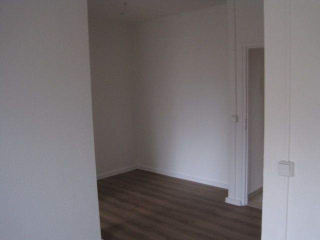 Schöne 3 Raumwohnung mit Balkon – Chemnitz – Vorschaubild 4