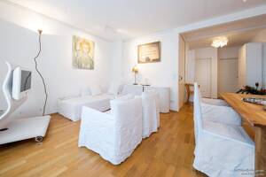 Welc(H)ome® by RIDA FLATS - Belgian Quarter! All in plus! Balkon + Aufzug + WIFI + SP – 50674 Köln – Vorschaubild 2