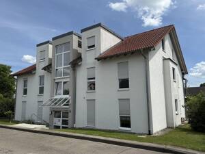 Dachgeschoßwohnung mit Südbalkon in kleiner Wohneinheit von Erbach-Ersingen – 89155 Erbach – Vorschaubild 2