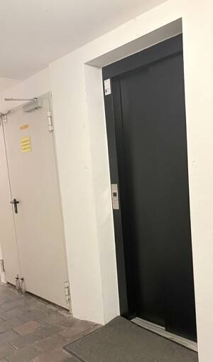 Traumhafte Oase mitten in der City von Regensburg in denkmalgeschütztem Palais – 93047 Regensburg – Vorschaubild 9