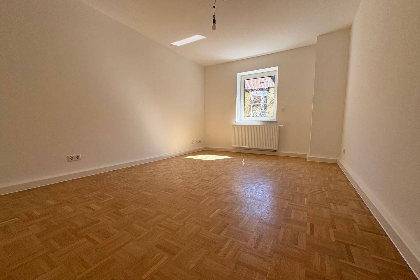 Moderne & helle 4-Zimmer Wohnung mit Balkon in Top-Lage - KfW-Effizienzhaus 70 EE – Nürnberg – Vorschaubild 6