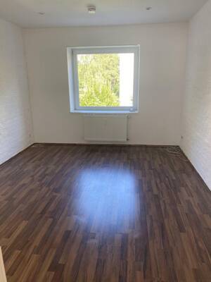 Helle 3-Zimmer-Wohnung mit Dachterrasse – 23566 Lübeck – Vorschaubild 4