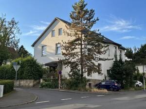 Großzügig geschnittene, sanierte Eigentumswohnung in Top-Lage von Kassel-Harleshausen
