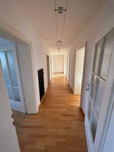 Familienfreundliche 5-Zimmerwohnung mit Gartenbenutzung – Nürnberg – Vorschaubild 2